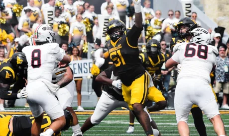 COLUMN: WVU defense has to get better in order to have a chance against Virginia